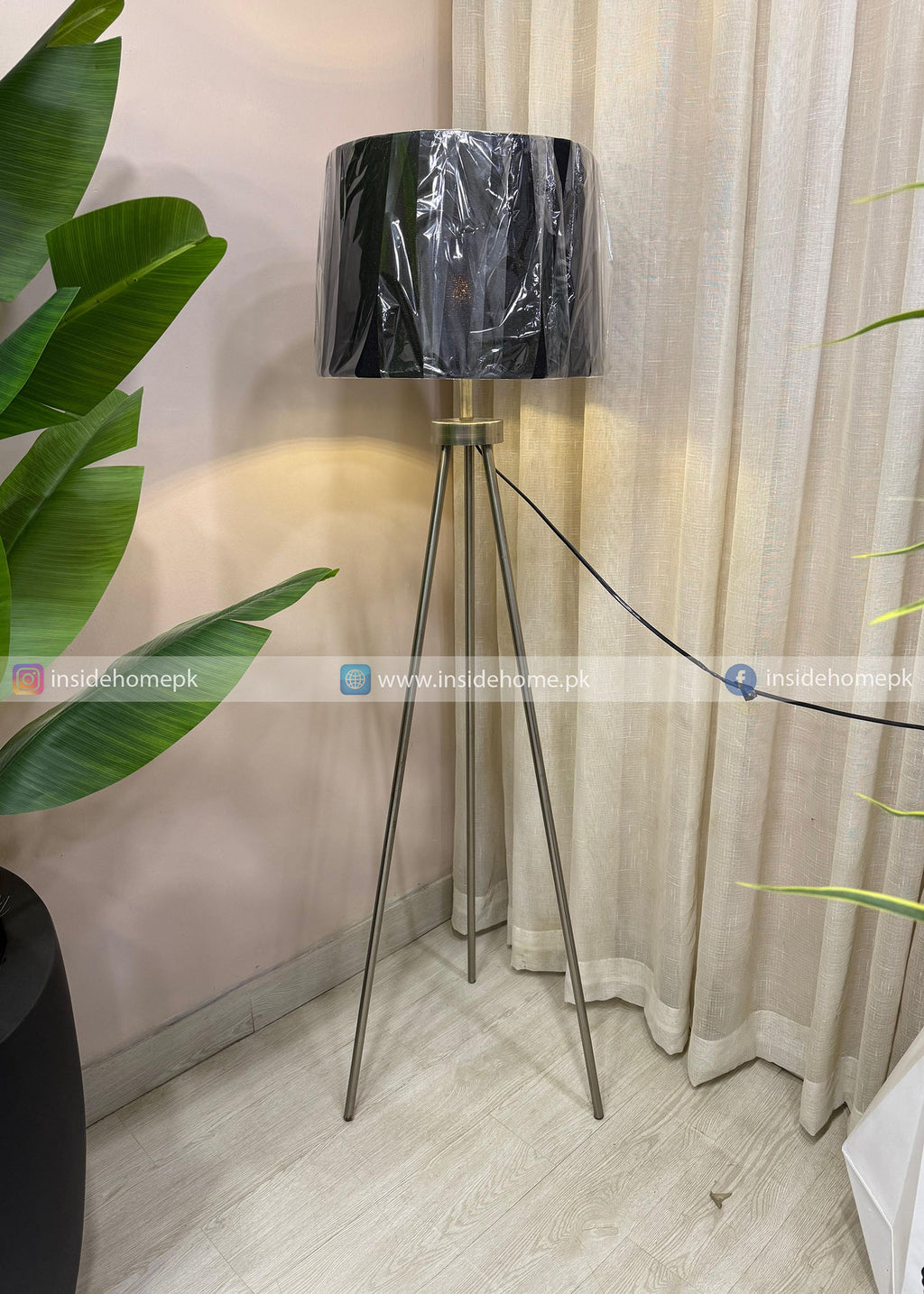 Tripod Lamp (FL1002)
